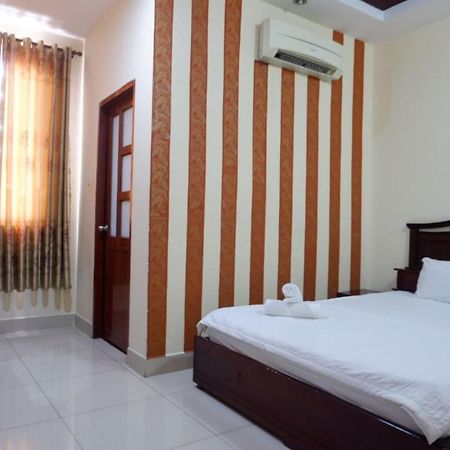 Reddoorz Tuan Viet Hotel Dinh Tien Hoang Ciudad Ho Chi Minh  Exterior foto