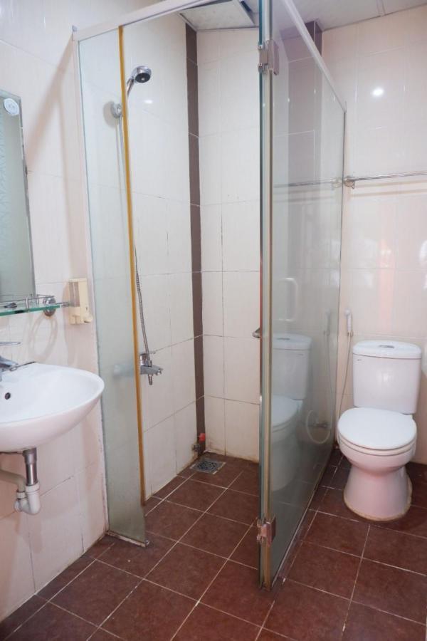 Reddoorz Tuan Viet Hotel Dinh Tien Hoang Ciudad Ho Chi Minh  Exterior foto